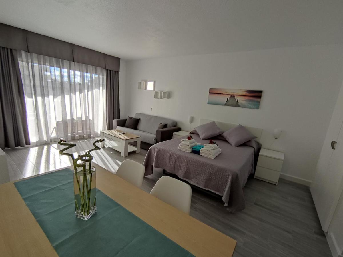 Estudio Benalbeach Primera Linea De Playa Benalmádena Εξωτερικό φωτογραφία